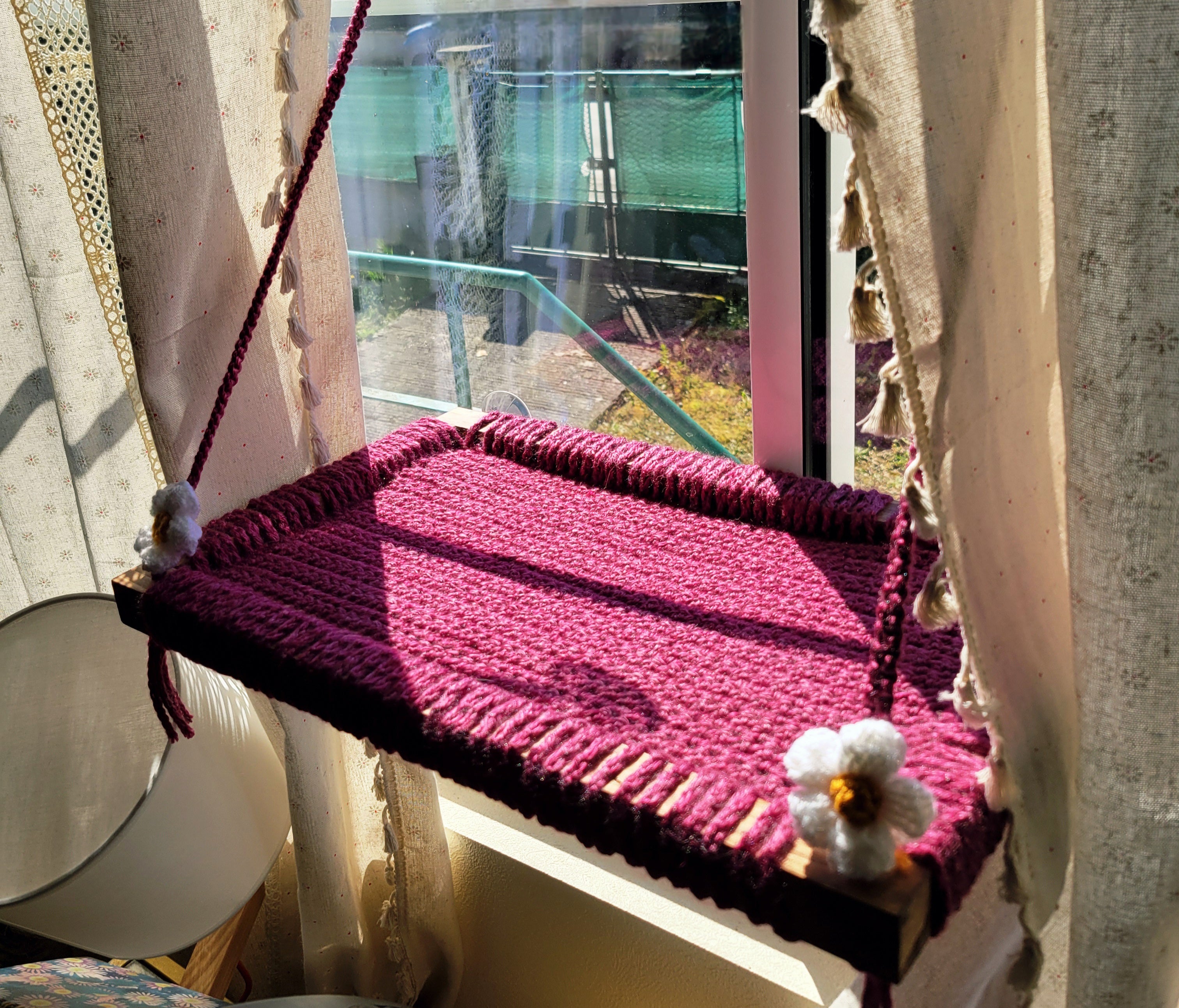Hamac de fenêtre pour chat -Marguerite-