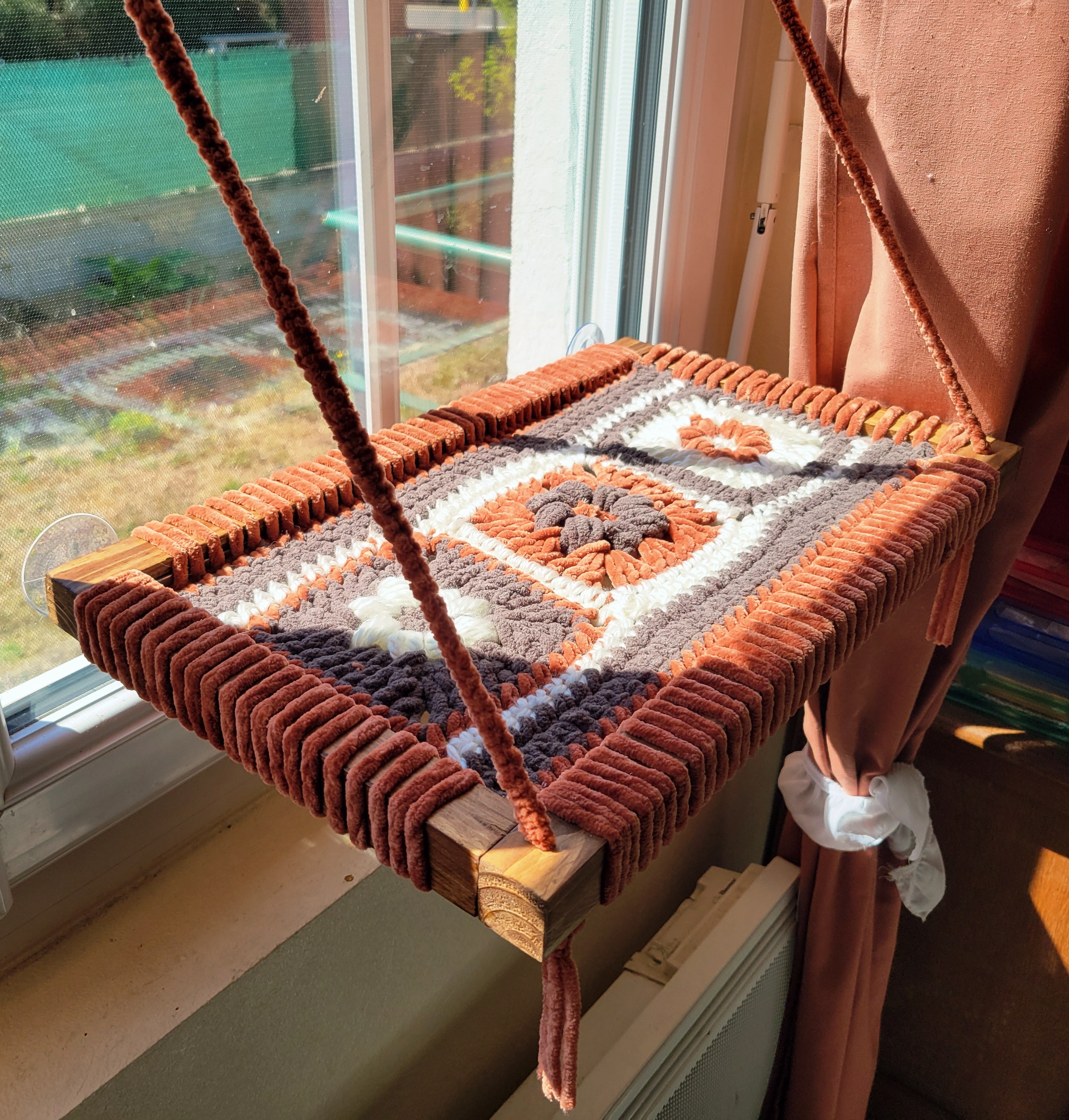 Hamac de fenêtre pour chat -Printemps-