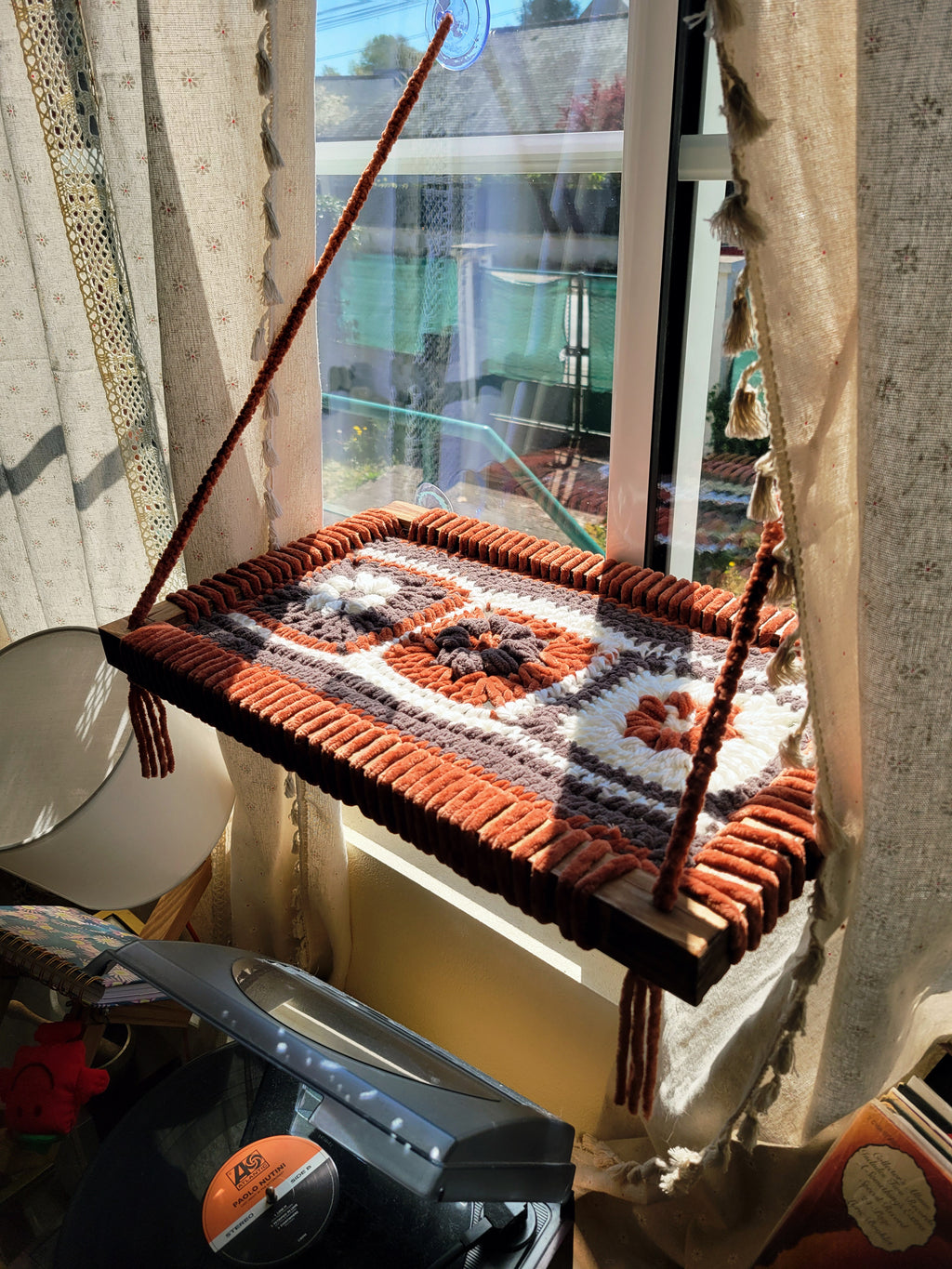 Hamac de fenêtre pour chat -Printemps-