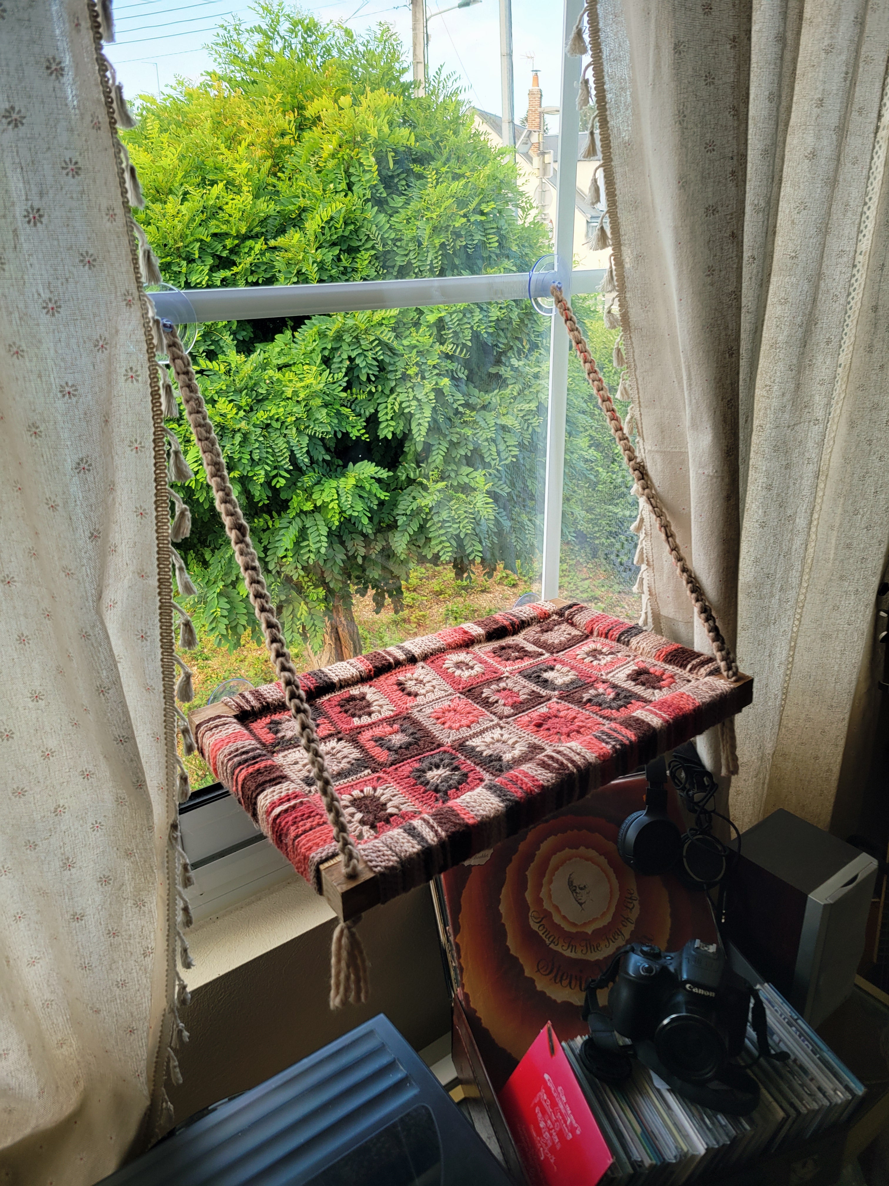 Hamac fenêtre chat modèle "Chamallow"