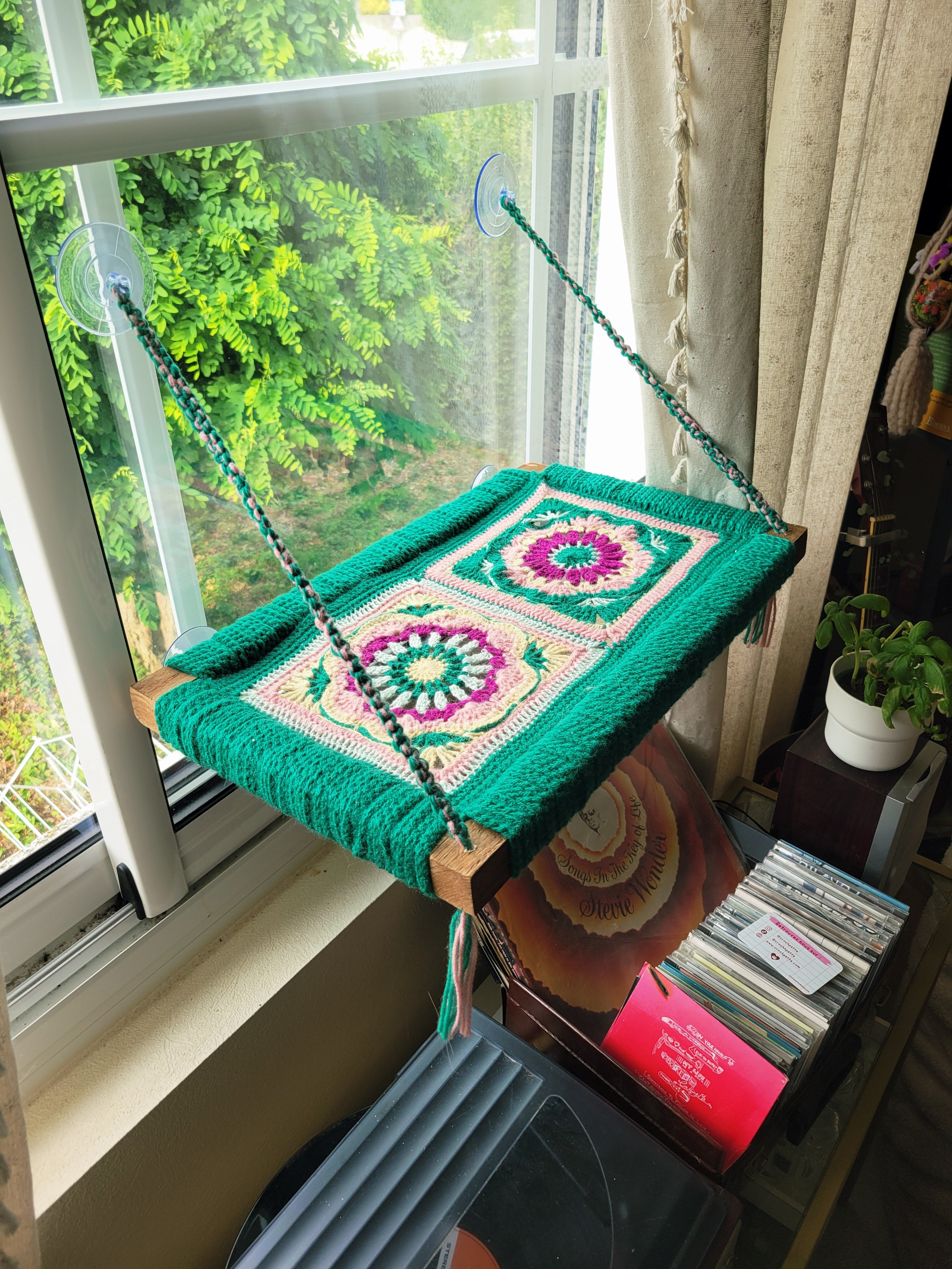 Hamac de fenêtre pour petit chat -Mandala-